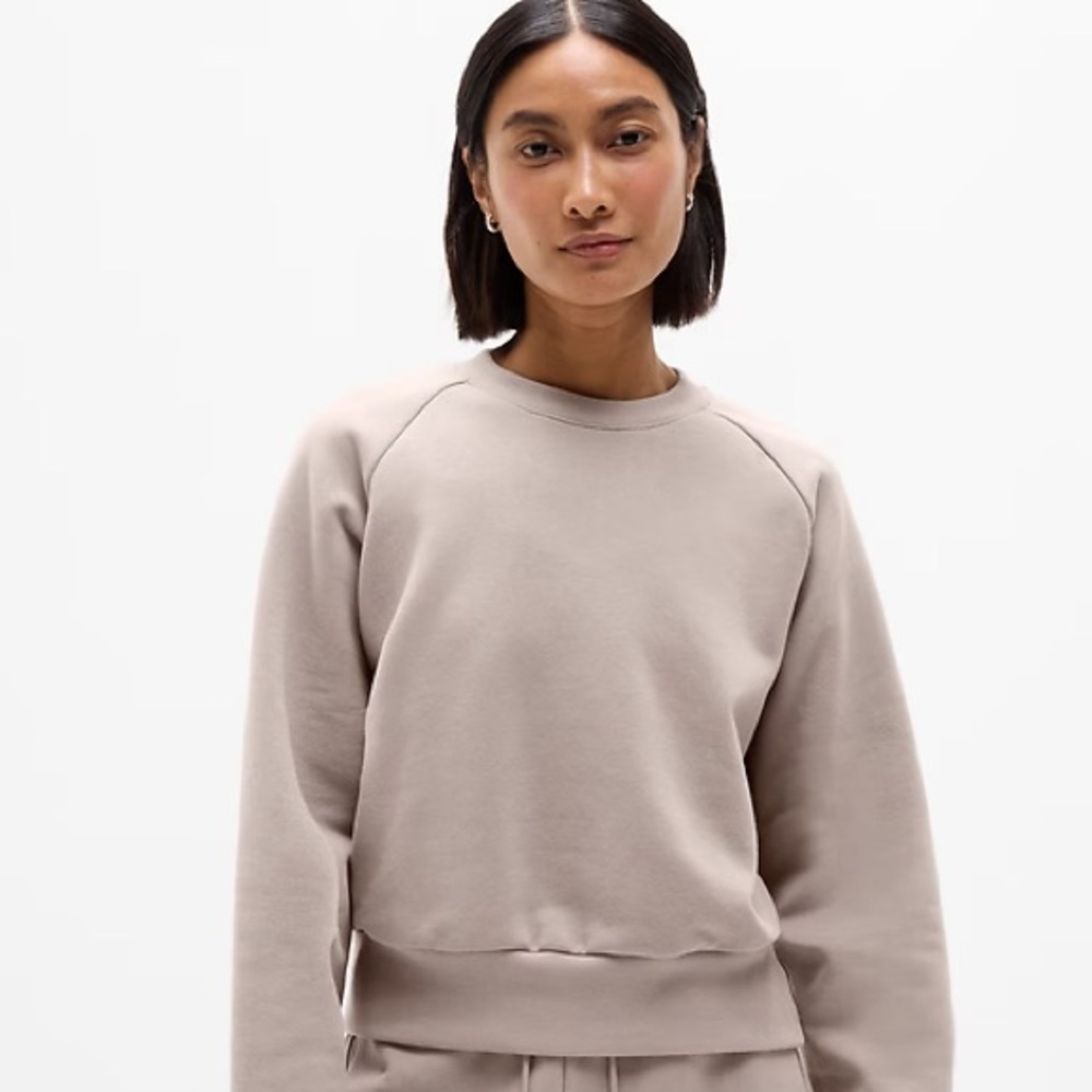 NWT Athleta Easy Fleece Crew Sweatshirt in Mortar Mushroom Medium